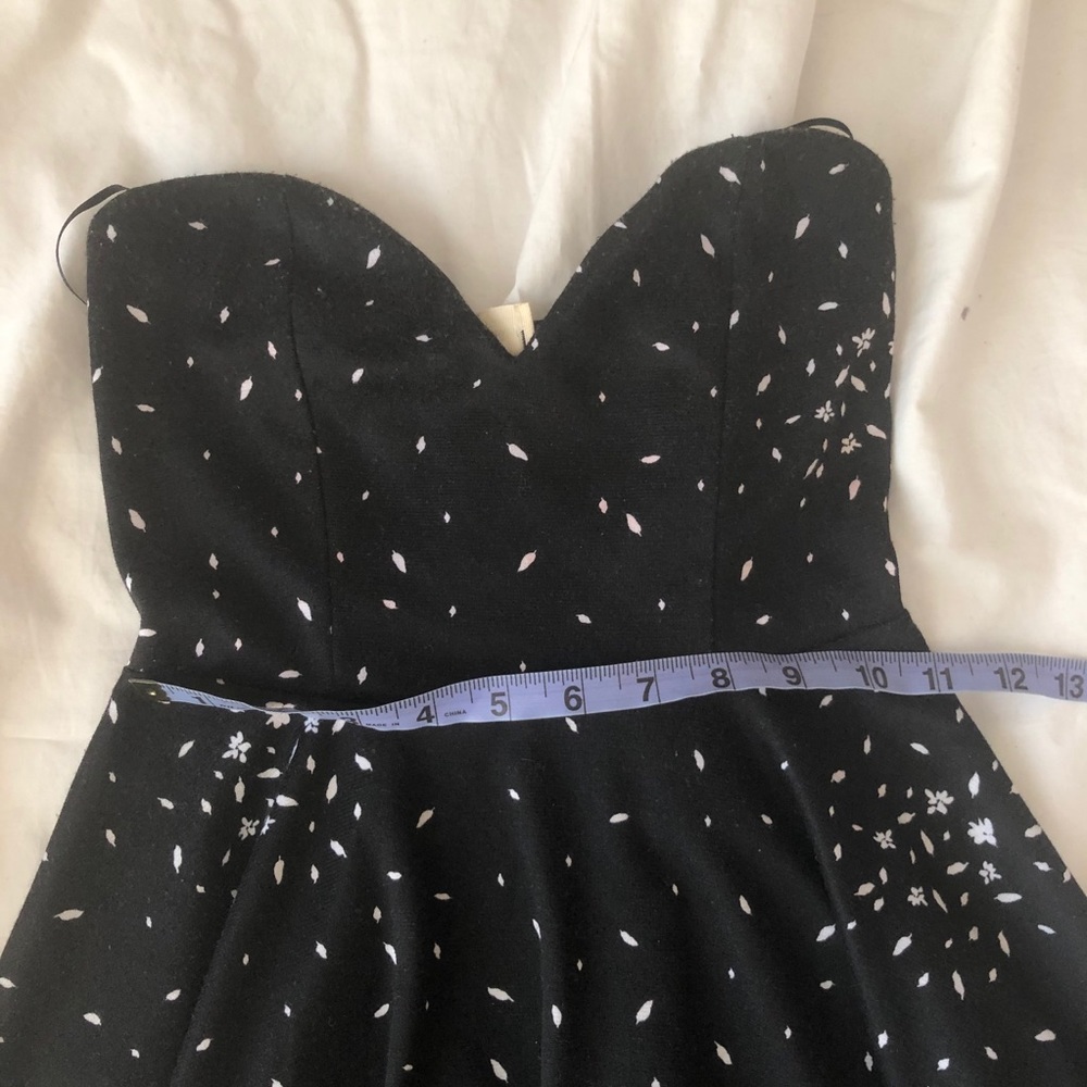 FLOWY STRAPLESS DRESS - Picture 5 of 8